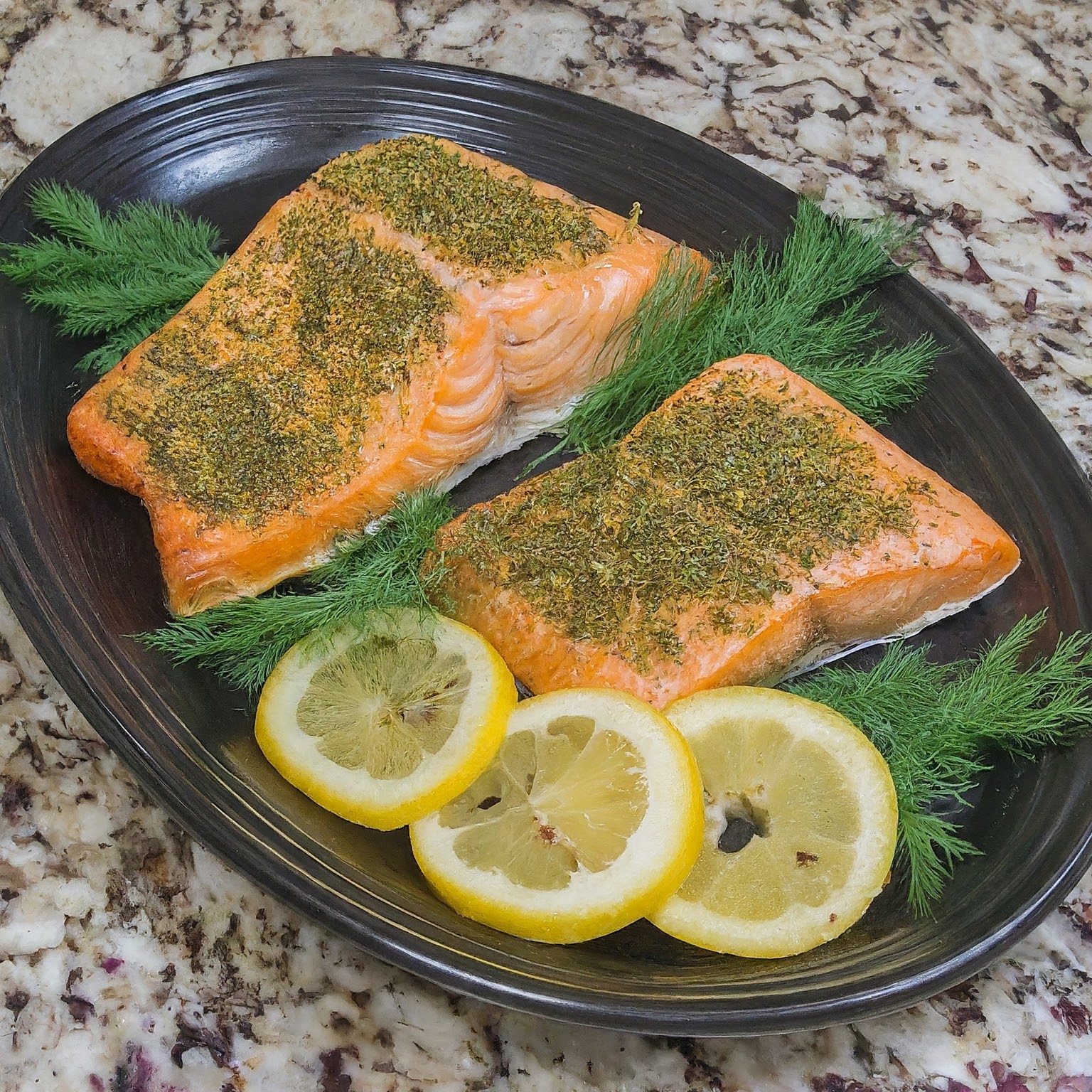 Baked Salmon with Garlic and Dill